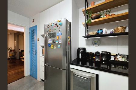 Apartamento à venda com 144m², 3 quartos e 3 vagas Apartamento à venda com 144m², 3 quartos e 3 vagasCozinha