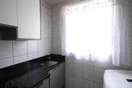 Apartamento à venda com 48m², 2 quartos e 1 vaga Apartamento à venda com 48m², 2 quartos e 1 vagaCozinha e Área de Serviço