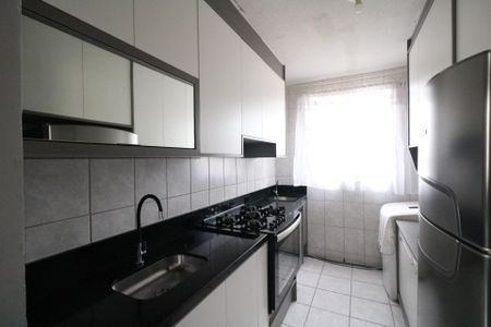 Apartamento à venda com 48m², 2 quartos e 1 vaga Apartamento à venda com 48m², 2 quartos e 1 vagaCozinha e Área de Serviço