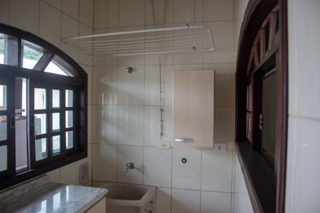 Casa para alugar com 120m², 3 quartos e 2 vagas Casa para alugar com 120m², 3 quartos e 2 vagasÁrea de serviço