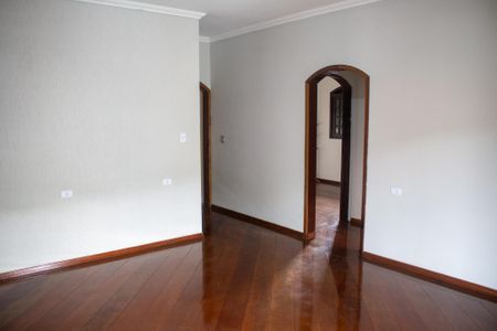 Casa para alugar com 120m², 3 quartos e 2 vagas Casa para alugar com 120m², 3 quartos e 2 vagasSala
