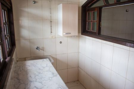 Casa para alugar com 120m², 3 quartos e 2 vagas Casa para alugar com 120m², 3 quartos e 2 vagasÁrea de serviço