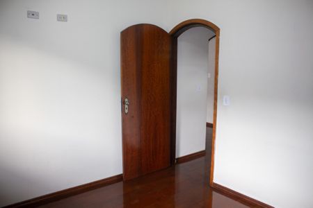 Casa para alugar com 120m², 3 quartos e 2 vagas Casa para alugar com 120m², 3 quartos e 2 vagasQuarto 2