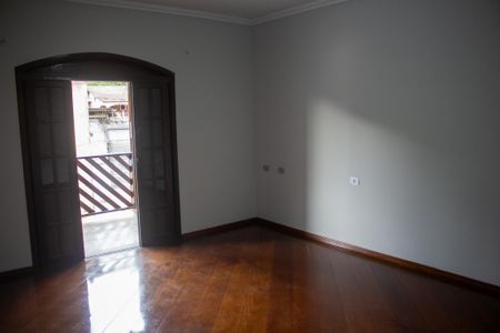 Casa para alugar com 120m², 3 quartos e 2 vagas Casa para alugar com 120m², 3 quartos e 2 vagasSala