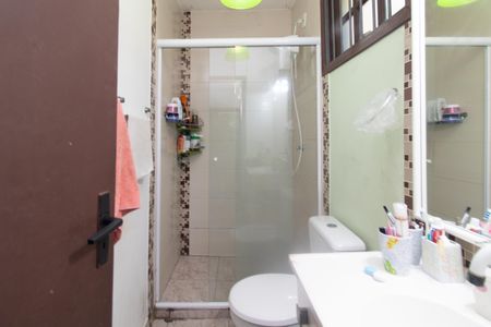 Casa à venda com 267m², 5 quartos e 3 vagas Casa à venda com 267m², 5 quartos e 3 vagasBanheiro