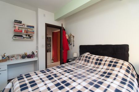 Casa à venda com 267m², 5 quartos e 3 vagas Casa à venda com 267m², 5 quartos e 3 vagasQuarto 1