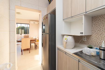 cozinha 2 de casa à venda com 5 quartos, 267m² em Vila Nova, Porto Alegre