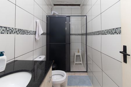 Casa à venda com 267m², 5 quartos e 3 vagas Casa à venda com 267m², 5 quartos e 3 vagasBanheiro