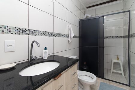 Casa à venda com 267m², 5 quartos e 3 vagas Casa à venda com 267m², 5 quartos e 3 vagasBanheiro