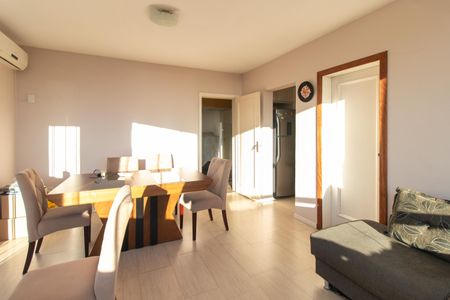 Casa à venda com 267m², 5 quartos e 3 vagas Casa à venda com 267m², 5 quartos e 3 vagasSala 2
