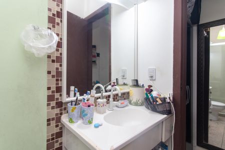 Casa à venda com 267m², 5 quartos e 3 vagas Casa à venda com 267m², 5 quartos e 3 vagasBanheiro