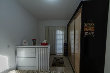 Casa à venda com 247m², 5 quartos e 10 vagas Casa à venda com 247m², 5 quartos e 10 vagasQuarto 2 Casa 2