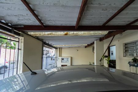 Casa à venda com 247m², 5 quartos e 10 vagas Casa à venda com 247m², 5 quartos e 10 vagasGaragem Casa 2