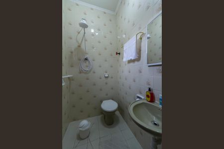 Casa à venda com 247m², 5 quartos e 10 vagas Casa à venda com 247m², 5 quartos e 10 vagasBanheiro 2 da Casa 2