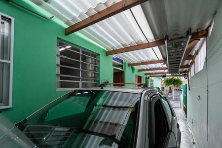 Casa à venda com 247m², 5 quartos e 10 vagas Casa à venda com 247m², 5 quartos e 10 vagasGaragem