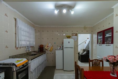 Casa à venda com 247m², 5 quartos e 10 vagas Casa à venda com 247m², 5 quartos e 10 vagasCozinha Casas 2