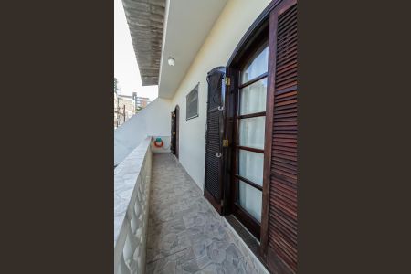Casa à venda com 247m², 5 quartos e 10 vagas Casa à venda com 247m², 5 quartos e 10 vagasVaranda dos Quartos Casa 2