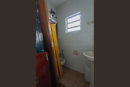 Casa à venda com 247m², 5 quartos e 10 vagas Casa à venda com 247m², 5 quartos e 10 vagasBanheiro da Suíte