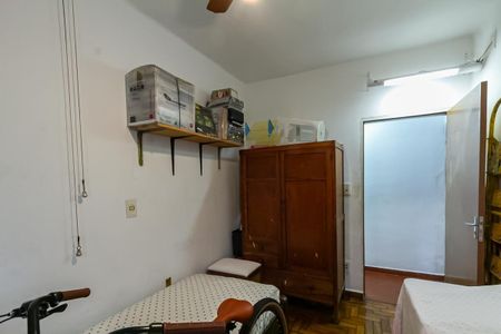 Casa à venda com 247m², 5 quartos e 10 vagas Casa à venda com 247m², 5 quartos e 10 vagasQuarto 2