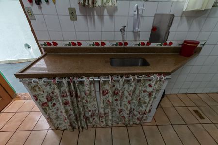 Casa à venda com 247m², 5 quartos e 10 vagas Casa à venda com 247m², 5 quartos e 10 vagasCozinha