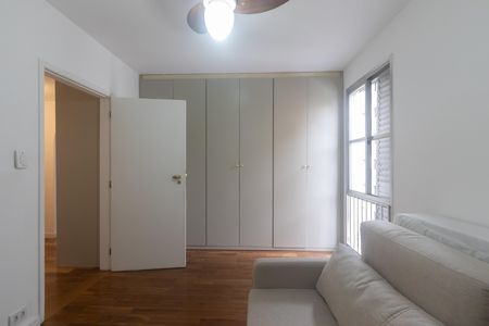 Apartamento à venda com 81m², 3 quartos e 1 vaga Apartamento à venda com 81m², 3 quartos e 1 vagaQuarto 2