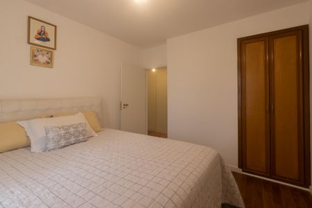 Apartamento à venda com 81m², 3 quartos e 1 vaga Apartamento à venda com 81m², 3 quartos e 1 vagaQuarto 1