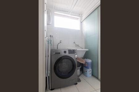 Apartamento à venda com 81m², 3 quartos e 1 vaga Apartamento à venda com 81m², 3 quartos e 1 vagaÁrea de Serviço