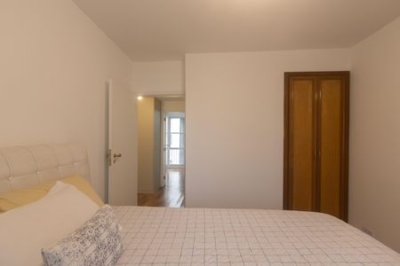 Apartamento à venda com 81m², 3 quartos e 1 vaga Apartamento à venda com 81m², 3 quartos e 1 vagaQuarto 1