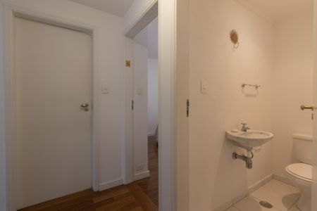 Apartamento à venda com 81m², 3 quartos e 1 vaga Apartamento à venda com 81m², 3 quartos e 1 vagaLavabo