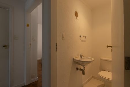 Apartamento à venda com 81m², 3 quartos e 1 vaga Apartamento à venda com 81m², 3 quartos e 1 vagaLavabo