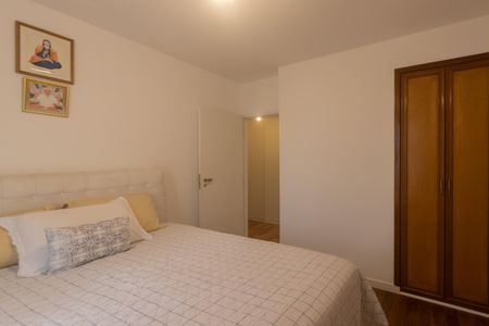 Apartamento à venda com 81m², 3 quartos e 1 vaga Apartamento à venda com 81m², 3 quartos e 1 vagaQuarto 1