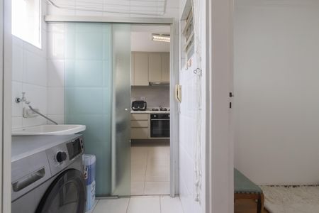 Apartamento à venda com 81m², 3 quartos e 1 vaga Apartamento à venda com 81m², 3 quartos e 1 vagaÁrea de Serviço