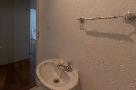 Apartamento à venda com 81m², 3 quartos e 1 vaga Apartamento à venda com 81m², 3 quartos e 1 vagaLavabo