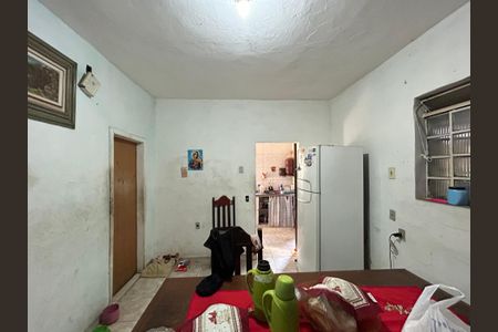 Casa à venda com 3 quartos, 360m² em Santa Monica, Belo Horizonte