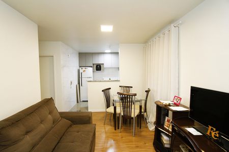 Sala de apartamento para alugar com 2 quartos, 44m² em Camargos, Belo Horizonte