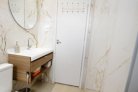 Apartamento à venda com 44m², 2 quartos e 1 vagaBanheiro Social