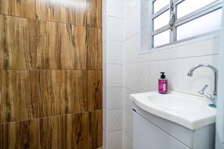Studio para alugar com 28m², 1 quarto e sem vaga Studio para alugar com 28m², 1 quarto e sem vagaBanheiro