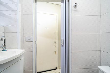 Studio para alugar com 28m², 1 quarto e sem vaga Studio para alugar com 28m², 1 quarto e sem vagaBanheiro