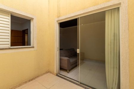 Apartamento para alugar com 90m², 2 quartos e 1 vaga Apartamento para alugar com 90m², 2 quartos e 1 vagaVaranda Sala