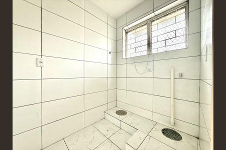 Cozinha de apartamento para alugar com 1 quarto, 27m² em Sarandi, Porto Alegre