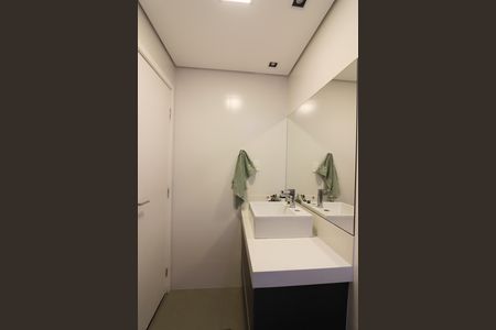 Apartamento à venda com 156m², 3 quartos e 3 vagasSuíte 2 Banheiro 