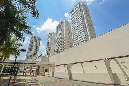 Apartamento à venda com 156m², 3 quartos e 3 vagas Apartamento à venda com 156m², 3 quartos e 3 vagasÁrea comum