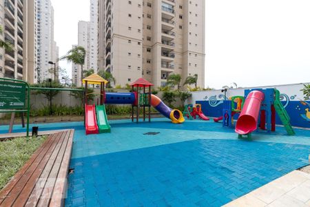 Apartamento para alugar com 100m², 3 quartos e 2 vagasArea Comum - Playground