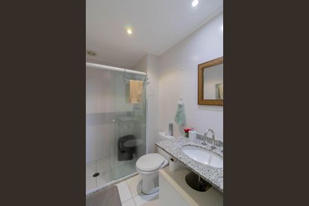 Apartamento para alugar com 100m², 3 quartos e 2 vagasBanheiro