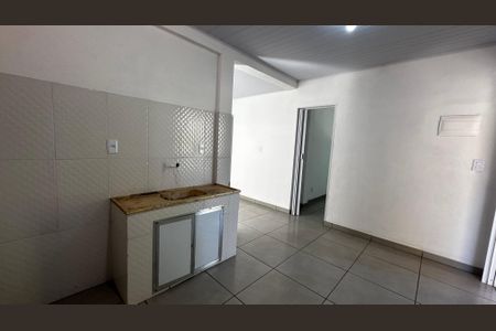 Casa para alugar com 100m², 2 quartos e 1 vaga Casa para alugar com 100m², 2 quartos e 1 vagaCozinha