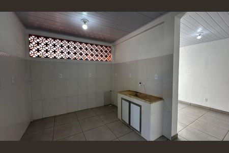 Casa para alugar com 100m², 2 quartos e 1 vaga Casa para alugar com 100m², 2 quartos e 1 vagaCozinha