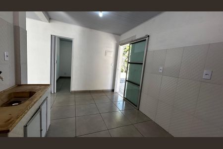 Casa para alugar com 100m², 2 quartos e 1 vaga Casa para alugar com 100m², 2 quartos e 1 vagaCozinha
