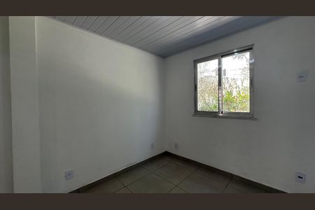 Quarto 1 de casa para alugar com 2 quartos, 100m² em Vargem Grande, Rio de Janeiro
