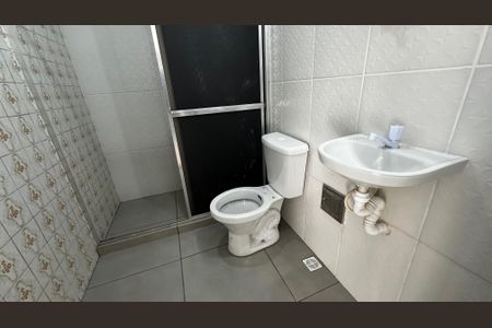 Casa para alugar com 100m², 2 quartos e 1 vaga Casa para alugar com 100m², 2 quartos e 1 vagaBanheiro