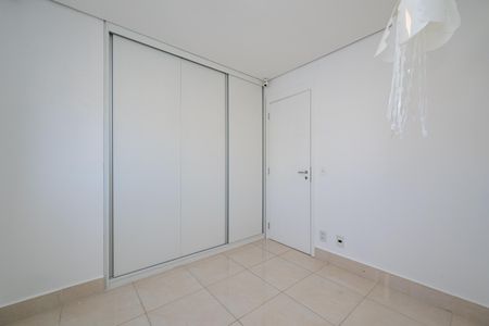 Apartamento para alugar com 73m², 2 quartos e 2 vagasSuíte 2